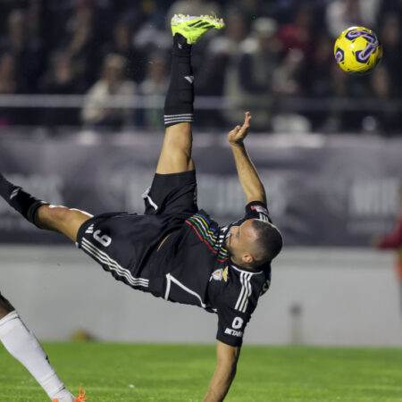 Arthur Cabral decisivo na vitória do Benfica frente ao Estrela da Amadora!