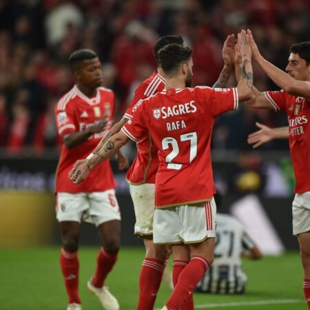 Benfica vence Portimonense por 4-0 [vídeo]