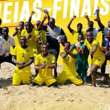 Selecção nacional de futebol de praia está nas “meias” do Torneio COSAFA