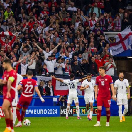 Sérvia-Inglaterra, 0-1: Ingleses eficazes no golpe inicial