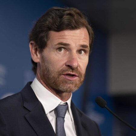 Villas-Boas revela desafios financeiros do FC Porto e alerta para possível venda do clube