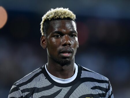 Pogba prepara regresso, mas não quer um clube qualquer