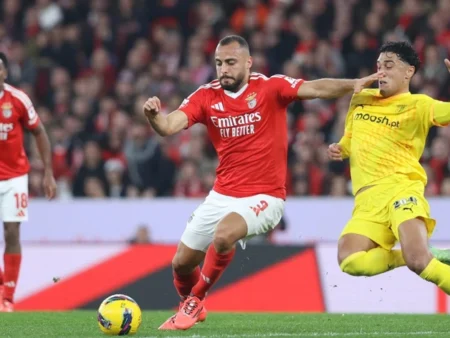 Benfica 3-0 SC Braga: Águia renasce com triunfo autoritário e garante lugar na final da Taça da Liga