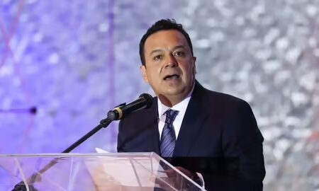 Presidente do Cruz Azul avança legalmente contra o FC Porto devido a Martín Anselmi