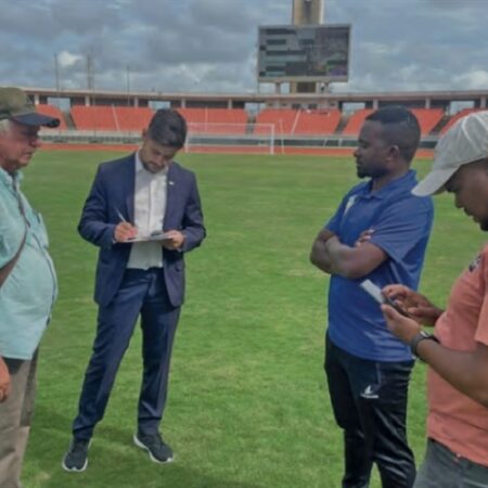 Estádio Nacional do Zimpeto reprovado pela Confederação Africana de Futebol devido ao estado da relva